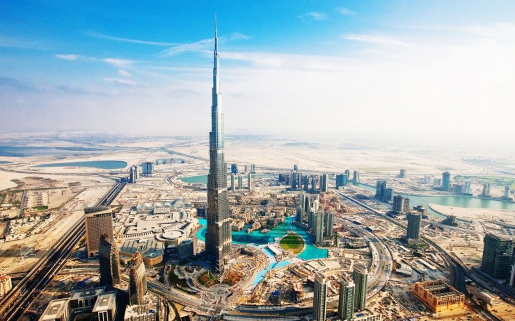 migrate to Dubai, Dubai Tourist Attractions Burj Khalifa Tower. Image source theclassytraveler.com