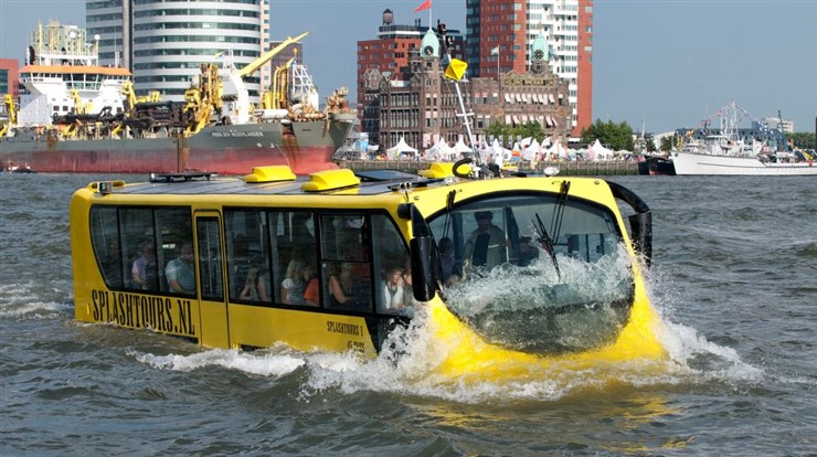 Splashtours in Rotterdam, Netherlands. Image source http://www.netherlands-tourism.com/splashtours-rotterdam/