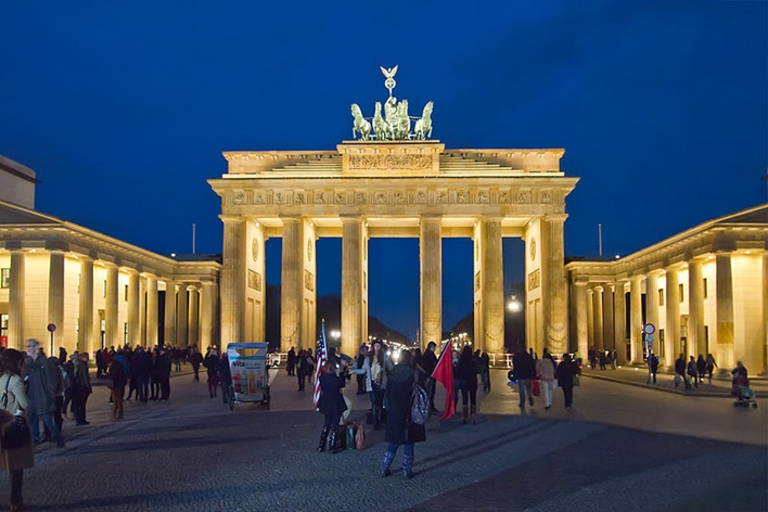 Berlin Brandenburger Tor Abend, German Tourist Visa