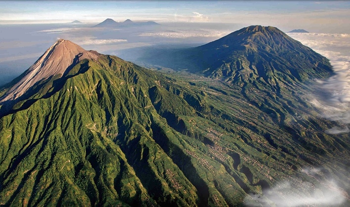 mount-merapi-113620_960_720