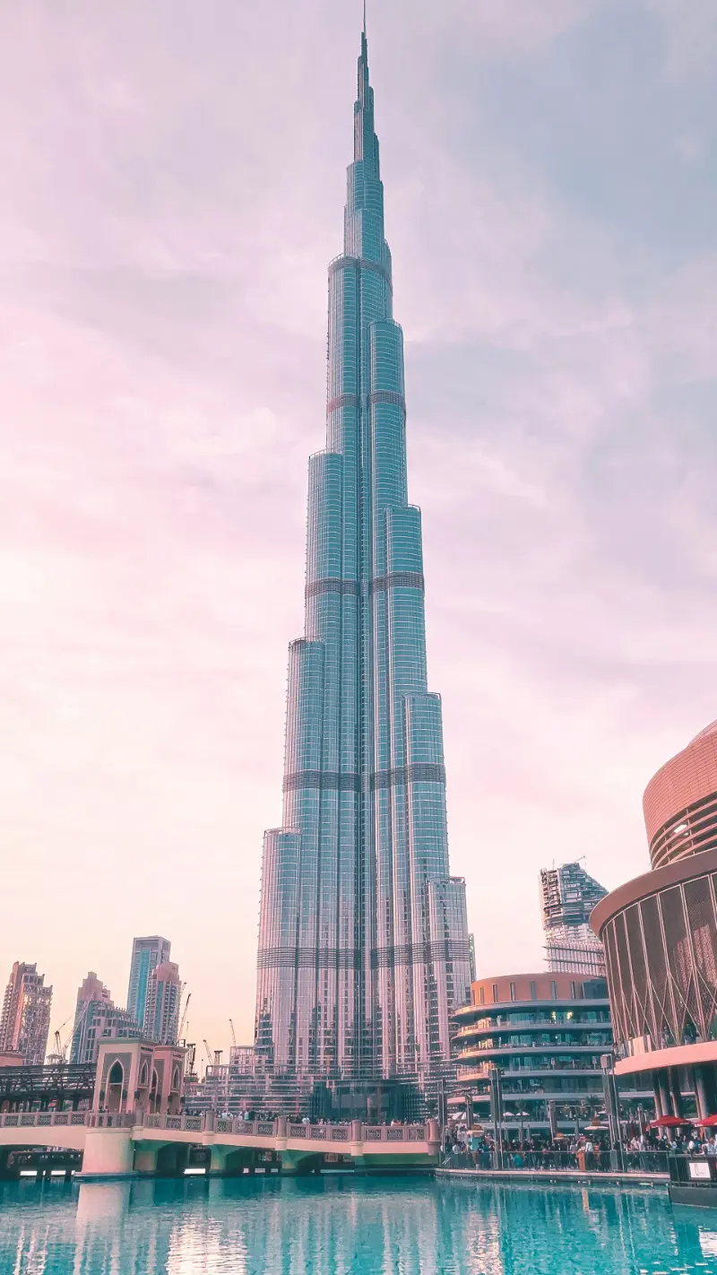 Burj Khalifa photo by Jeff Tumale on Unsplash